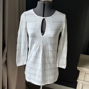 Banana Republic White Keyhole Blouse